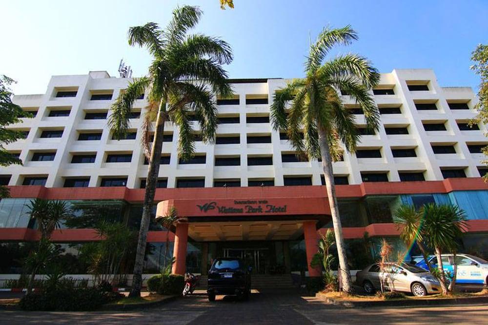 Wattana Park Hotel Trang Exterior foto